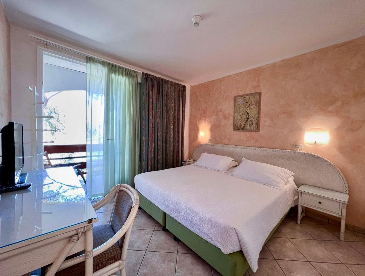 Hotel Meridiana Marina di Campo Kültér fotó