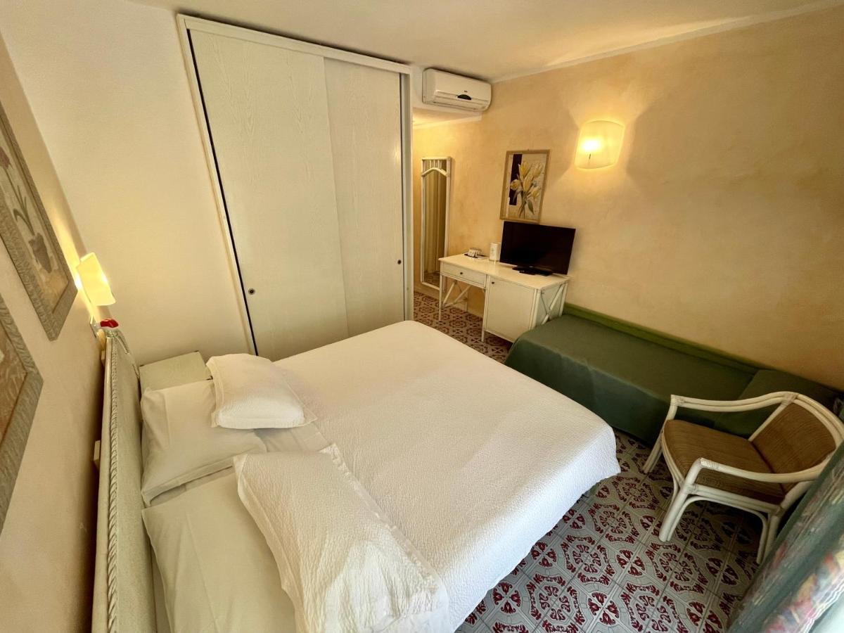 Hotel Meridiana Marina di Campo Kültér fotó